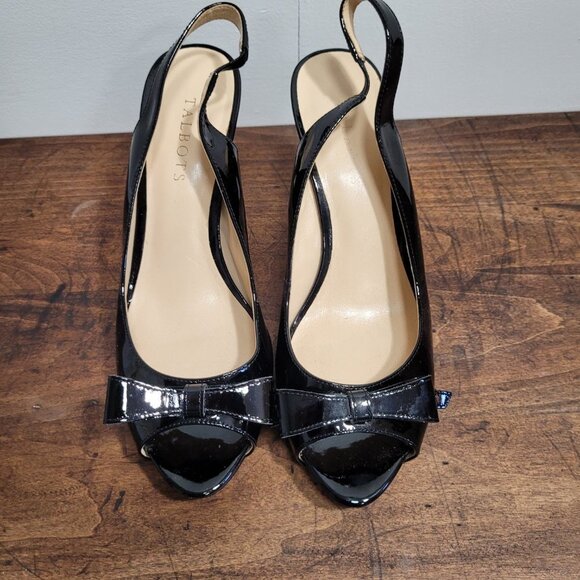 Talbots Black Patent Peep Toe Bow Elastic Heel Strap 4.25" Heels Women's sz 9M. - Picture 6 of 10
